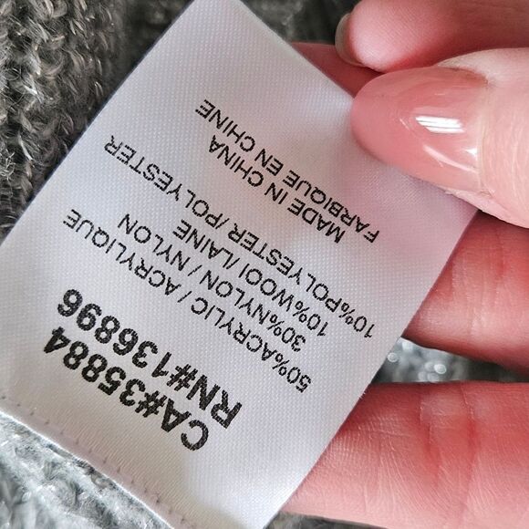 Nwt sequin knot cowl neck/turtleneck sweater - Picture 6 of 7